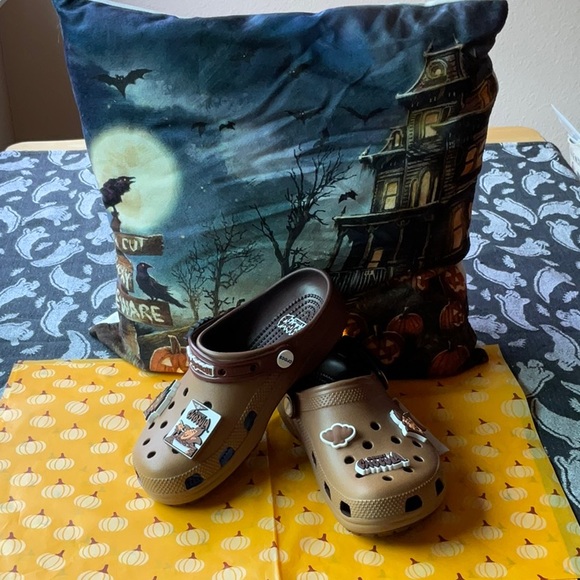 🧛♂️ CROCS COUNT CHOCULA CLASSIC CLOG 🧛♂️ NWT 🧛♂️ - Picture 6 of 16